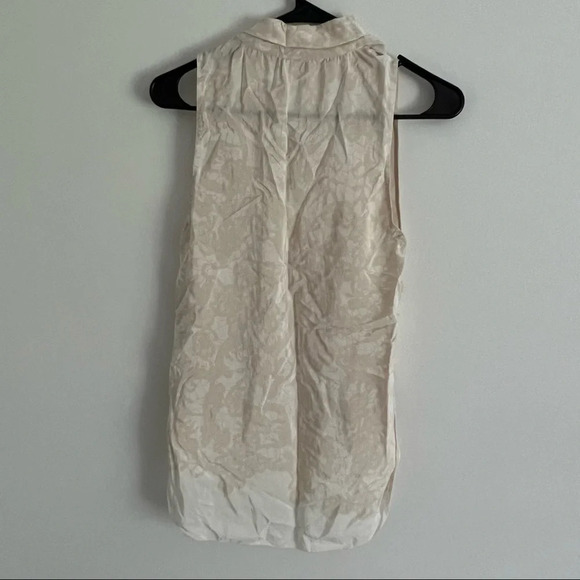 1 🧡 Aritzia Wilfred Silk Ivory Floral Tank - Picture 5 of 5